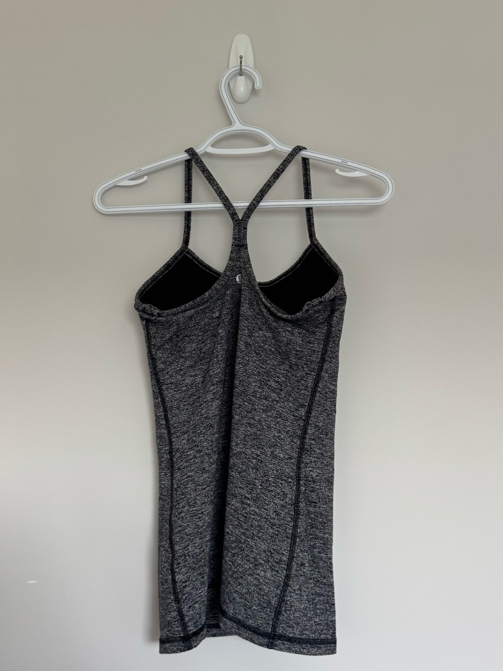 Lululemon Power Y Tank Heathered Black - Picture 4 of 5
